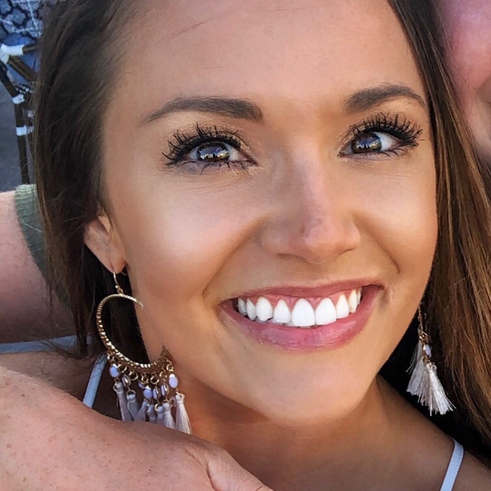 Meet your Posher, Aimee